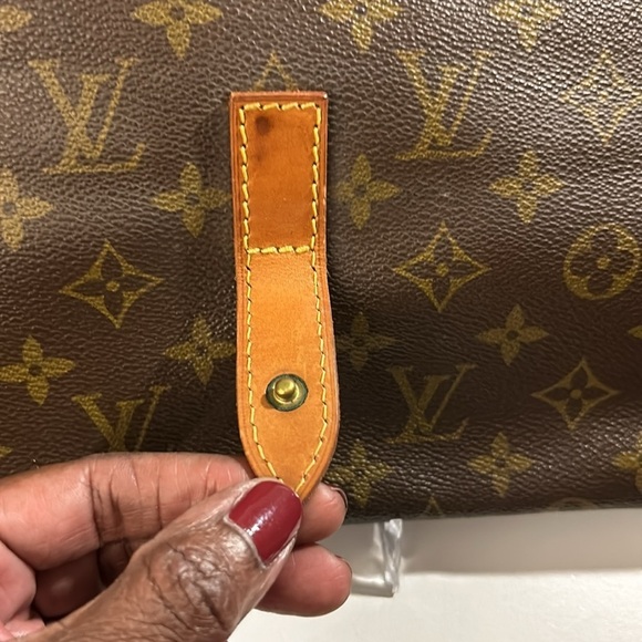 Vintage Louis Vuitton monogram Pochette Pliante clutch Circa 70s. - Picture 4 of 16